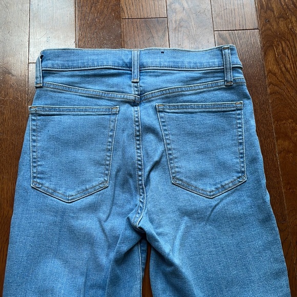 Gap True Skinny High Rise - Picture 3 of 4